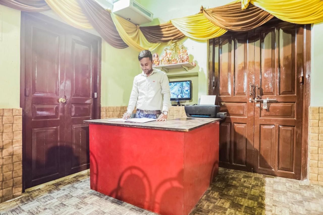 Spot On 64751 Hotel Shivani Palace Muthiganj 외부 사진